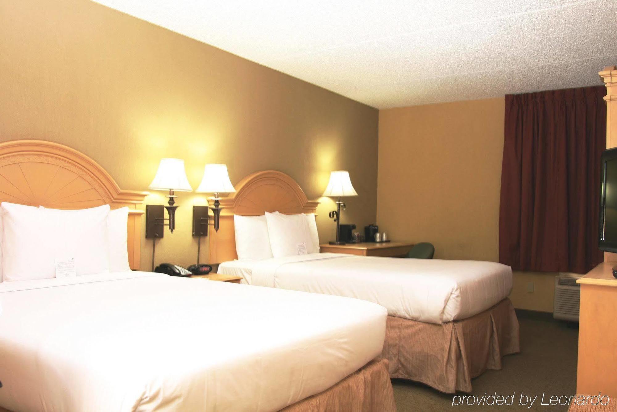 Spark By Hilton Grand Prairie Exterior photo